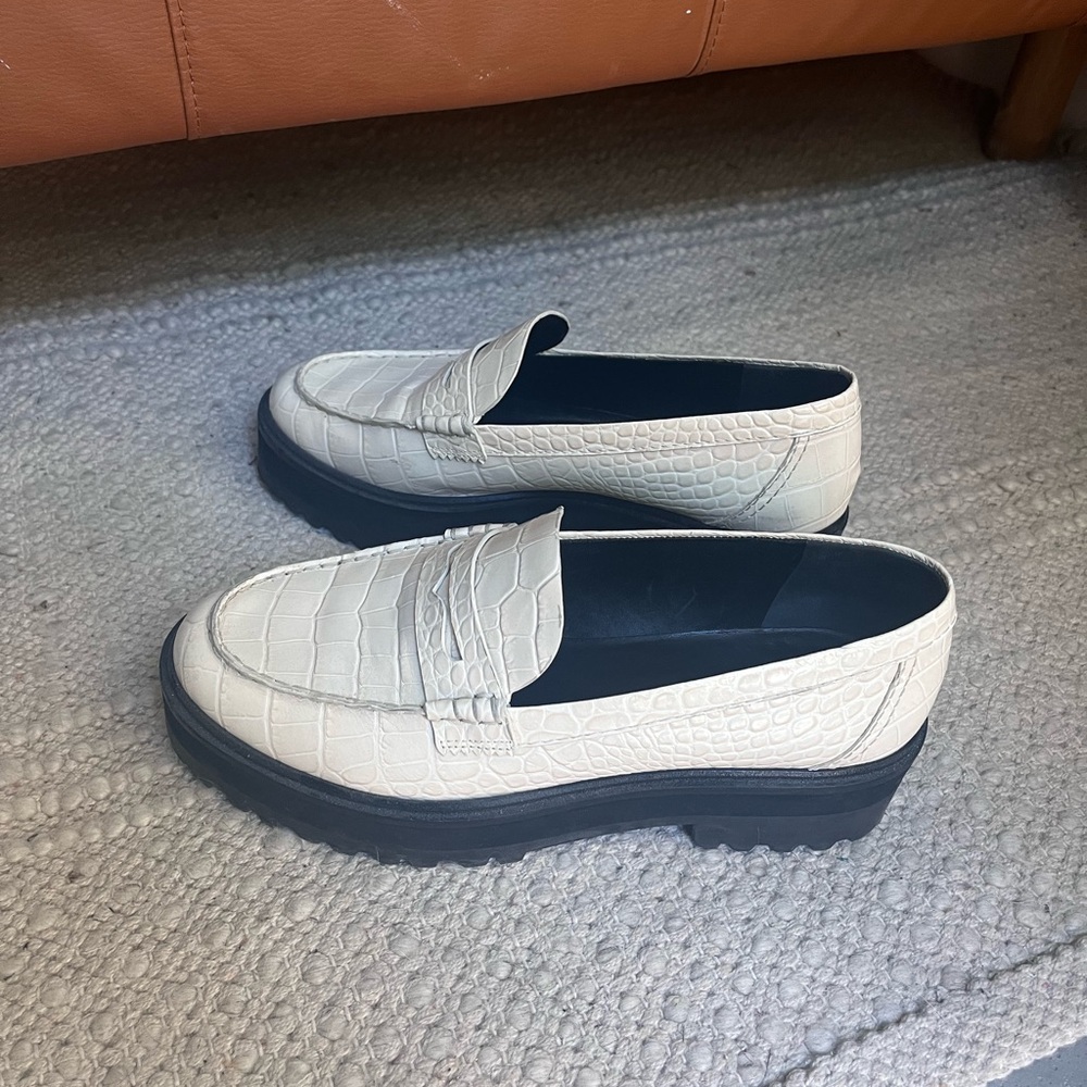 Reformation Agathea Chunky Loafer White Croc 8